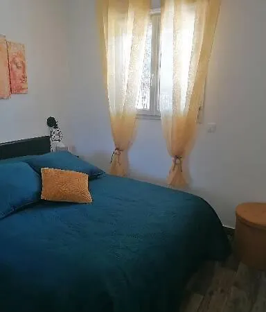 Prázdninový dům Le Cabanon De Tholon